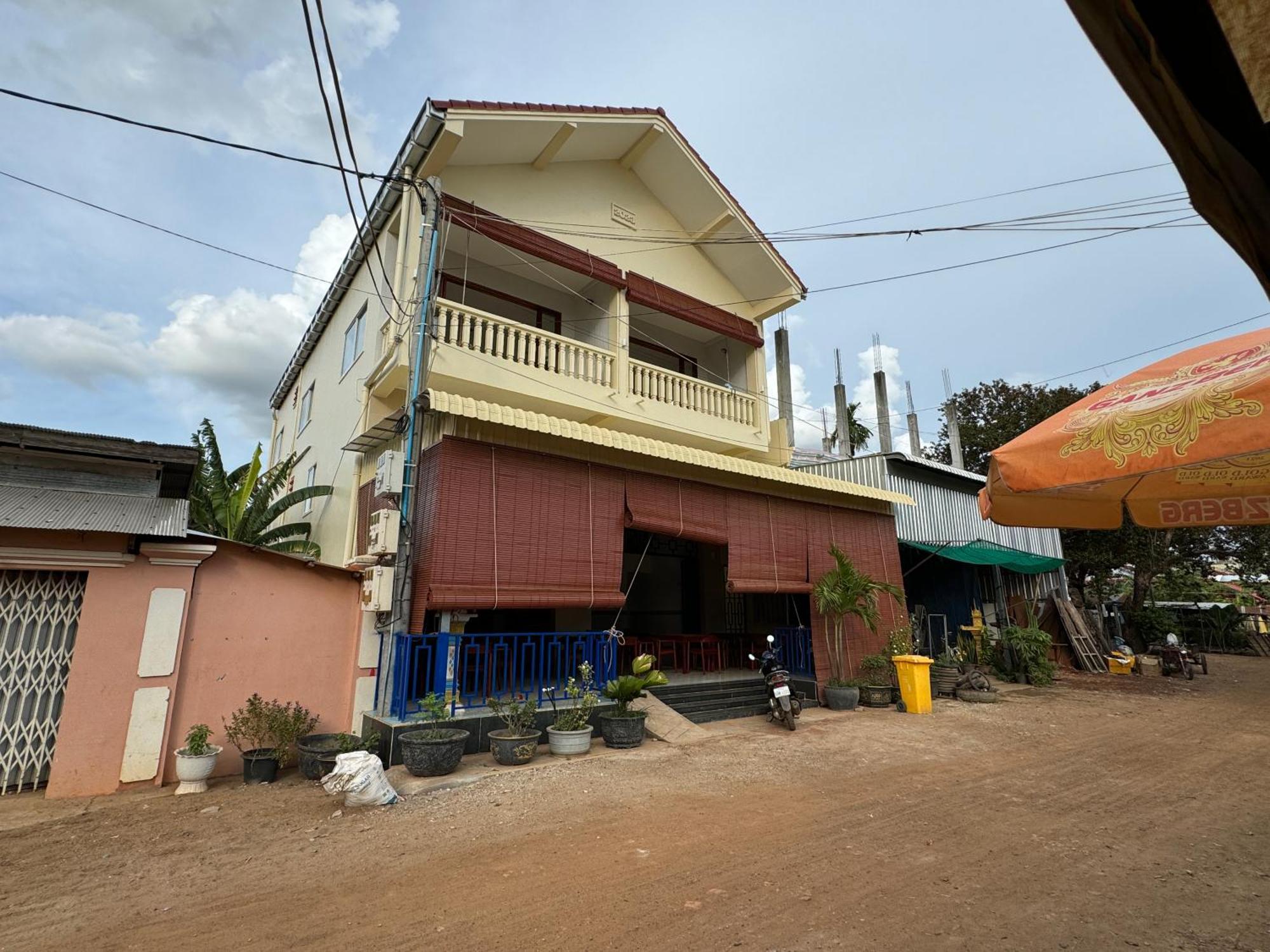 Dary'S Village Guesthouse & Restaurant Phumi Chong Kaoh Buitenkant foto